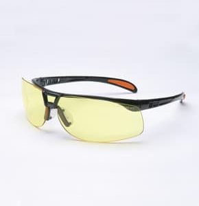 Protégé.  Mont.Negra. Ocular amarillo. HydroShield.